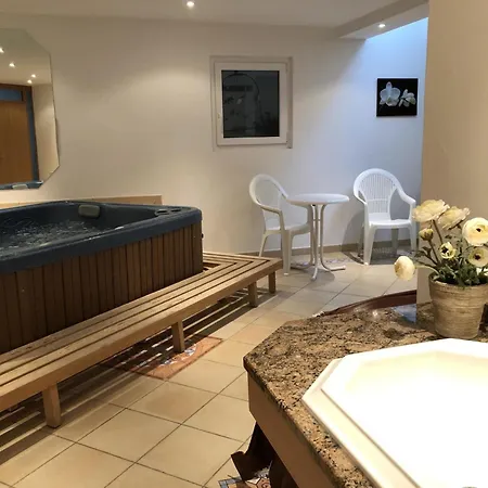 Cornelia 2 Appartement-fewo 5-bettwohnung Nr- 2 By Interhome Apartment